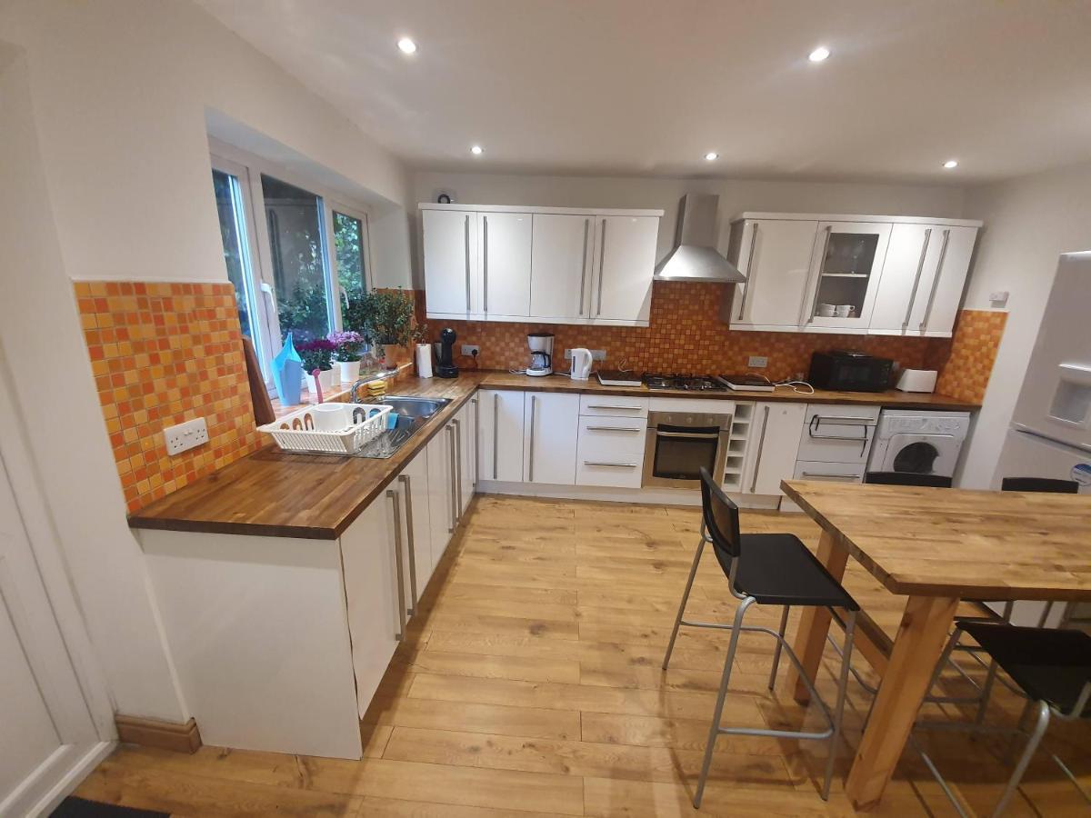 Appartement Beautiful House In The Heart Of A Golf Course. à Manchester Extérieur photo