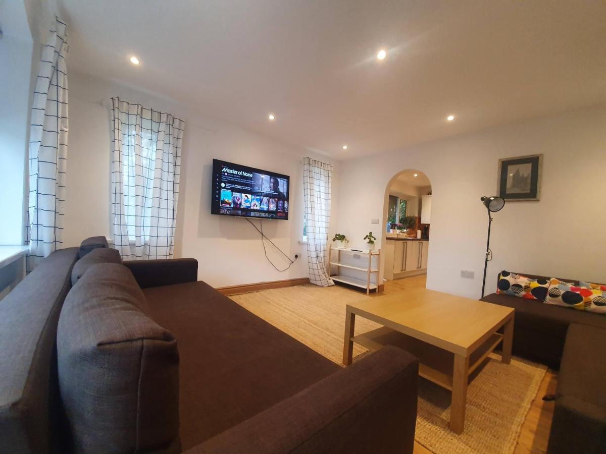Appartement Beautiful House In The Heart Of A Golf Course. à Manchester Extérieur photo