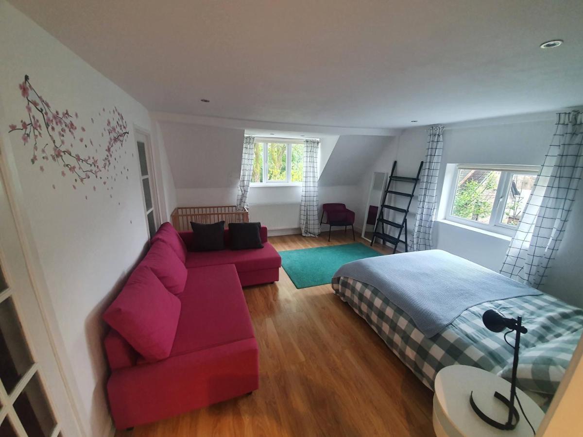 Appartement Beautiful House In The Heart Of A Golf Course. à Manchester Extérieur photo