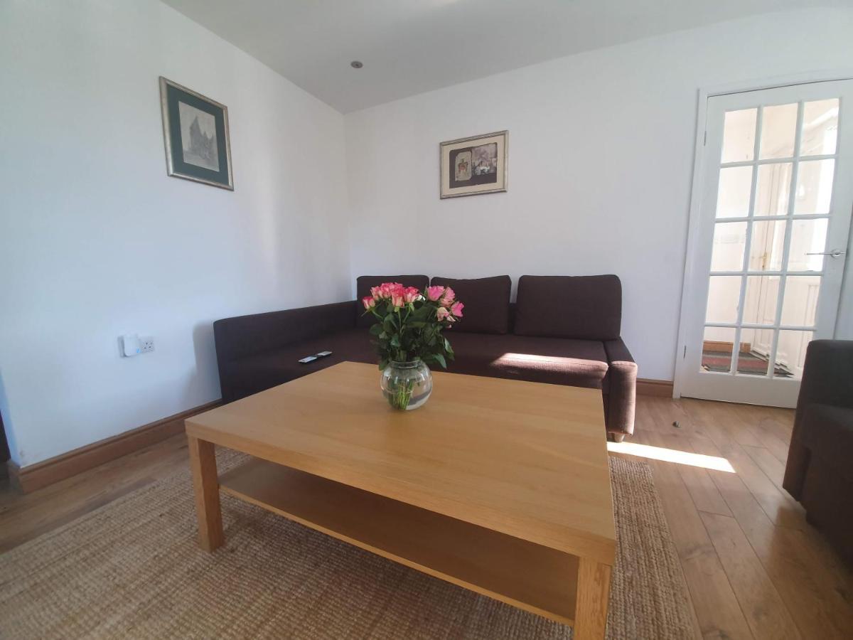 Appartement Beautiful House In The Heart Of A Golf Course. à Manchester Extérieur photo