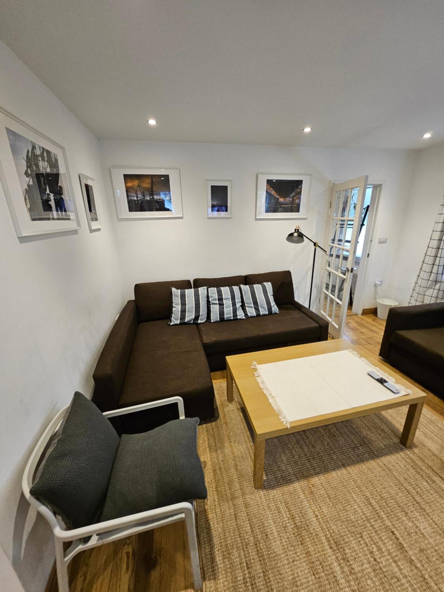 Appartement Beautiful House In The Heart Of A Golf Course. à Manchester Extérieur photo