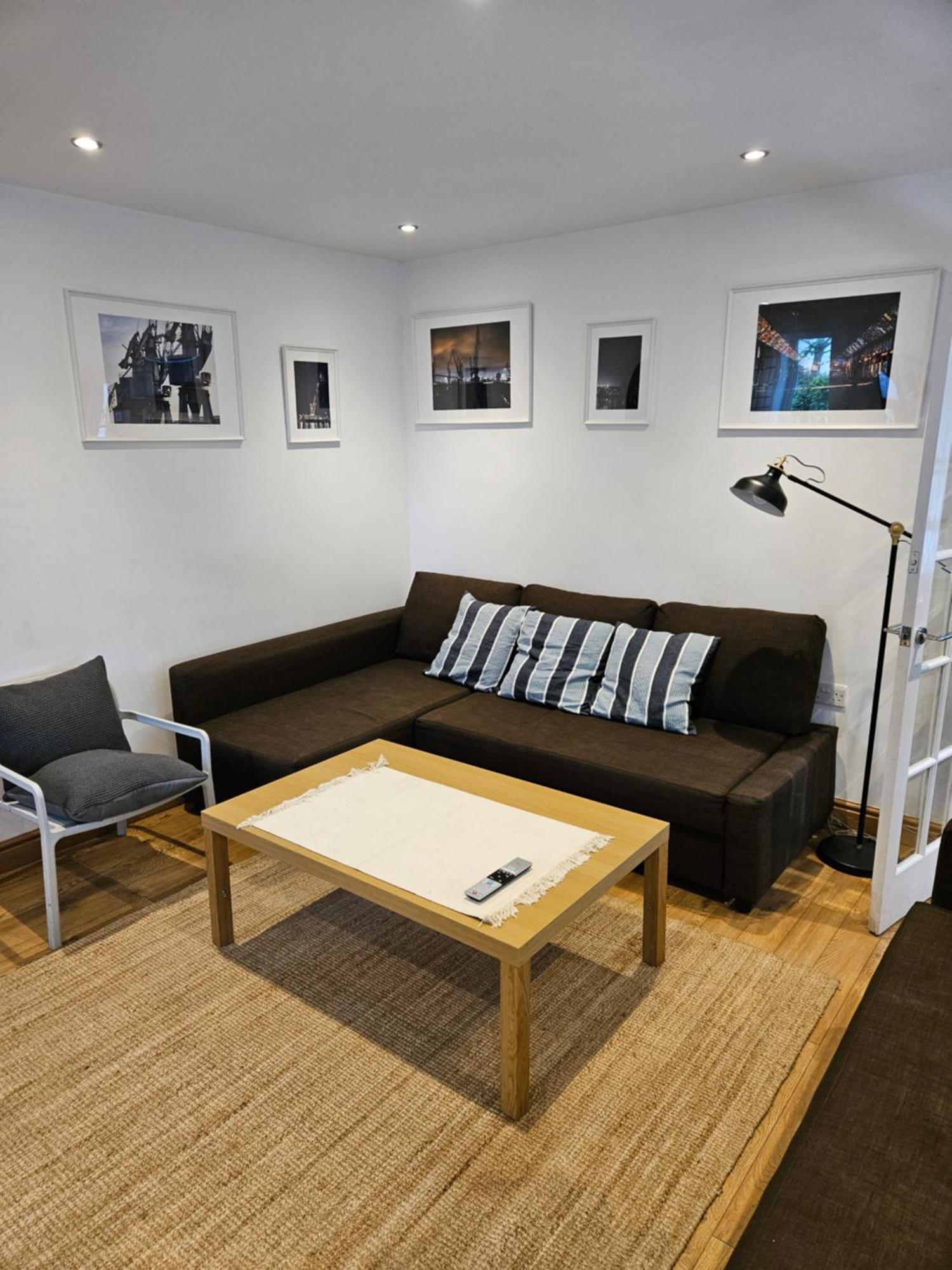 Appartement Beautiful House In The Heart Of A Golf Course. à Manchester Extérieur photo